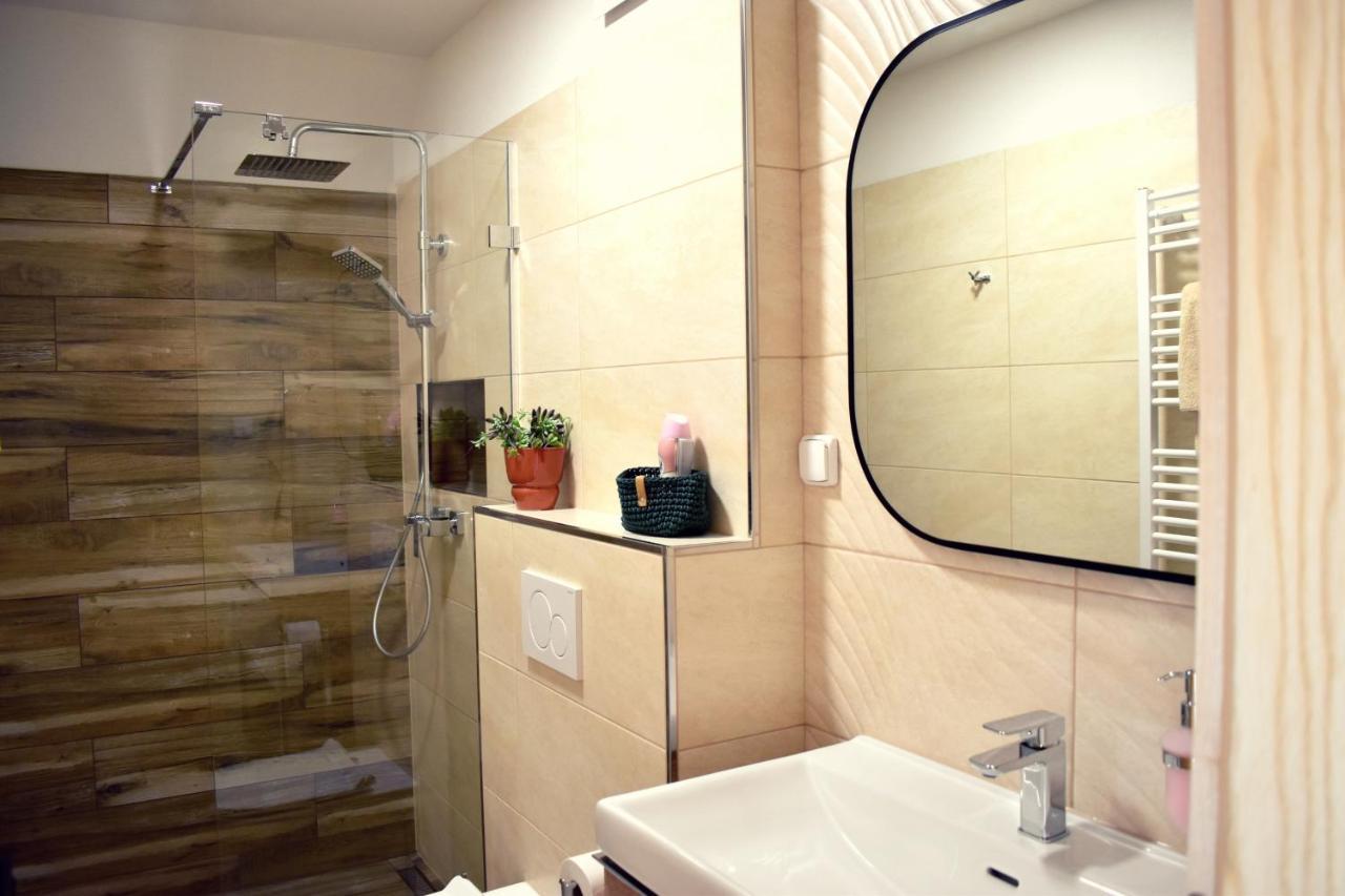 Chata3Brezy Vysoke Tatry Stara Lesna Ngoại thất bức ảnh